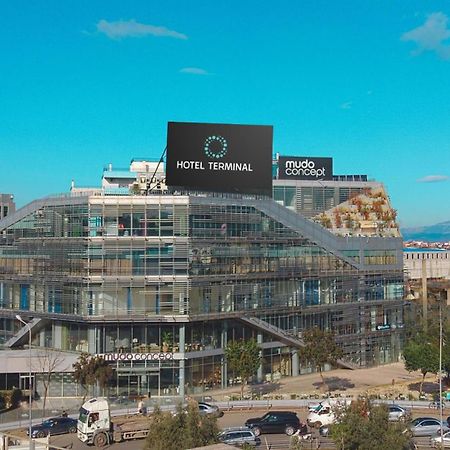 Hotel Terminal Tirana Bregu i Lumit エクステリア 写真